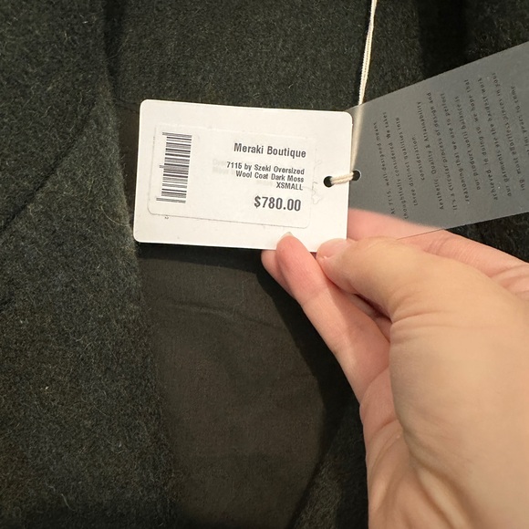 7115 by Szeki Oversized Wool Coat - Picture 12 of 16